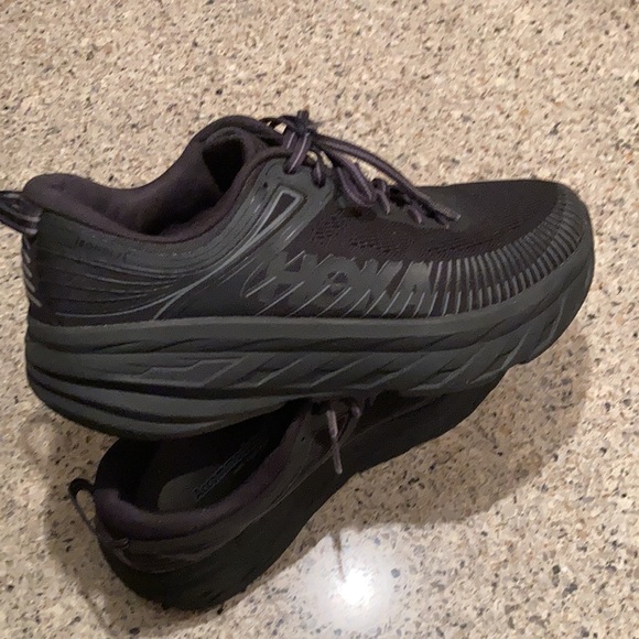 Men’s 11.5 2E (wide) Hoka Bondi 7 Black/Black - Picture 9 of 10